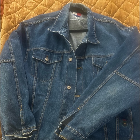 Vintage Tommy Hillfiger denim jacket - Picture 4 of 4
